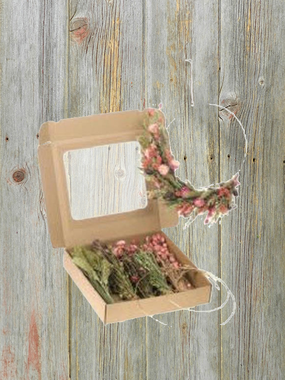 DIY DRIED FLOWER BOX WITH RINGS IN PINK AND NATURAL COLORS